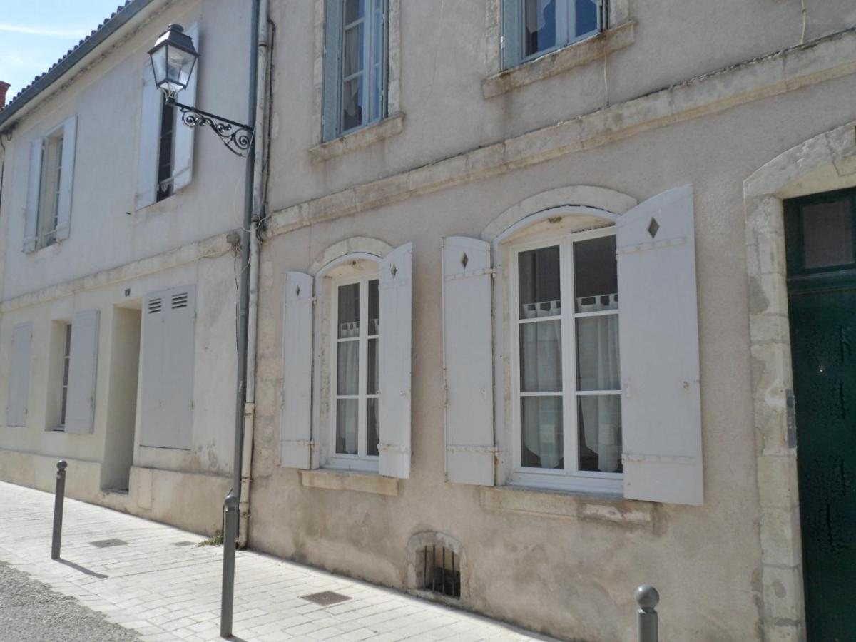 Cosy Flat Market Leilighet La Rochelle  Eksteriør bilde